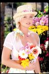Silvia Saint kukkatyttö