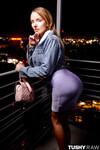 Kosteus Syrjäytä kuuma blondi milf