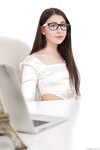 Rin Moon, teinisihteeri