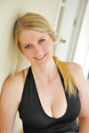 Mandy. Snyder, iso perse teini