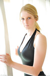 Mandy. Snyder, iso perse teini