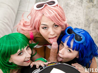 Cosplays babes nussi