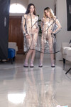 Demi Hawks ja Tiana Blow Take Turns Getting their Narrow Penssies Drilled kuvia (Danny Steele)