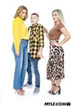 Andi Avalon ja Reya Lovenlight jakaa nuori puu sängyssä