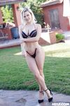 Fit blondi Slimpick Vic kuuma ulkona vittu