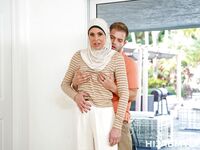 Abby Somers, intohimoinen hijab äiti, etsii kovaa seksiä