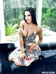 Chabos Milf Jayne doh viettelee kameran tiukalla tussulla ennen kuin he naivat