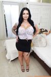 Payton preslee hundy milf saa kuuman pano hän on kauan etsintäkuulutettu
