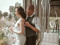 Casey Calvert nuolee ajeltua tussuaan ja panee kovaa kauniilla ori Xander Corvuksella