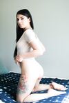 Gina Valentina kapea luukku
