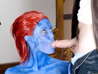 Nicole Aniston on xmen toiminta sankari