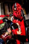 Charlotte Stokely ja Romi Rainin cosplay-lesbo