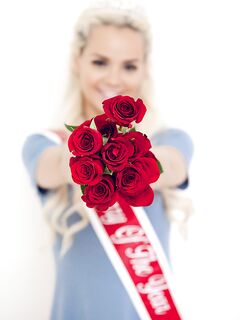 Elsa Jean. Seksikäs teinityttö