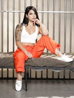 Gina Valentina rab