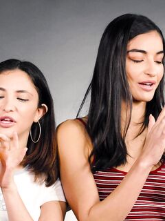 Jane Wilde ja Emily Willis
